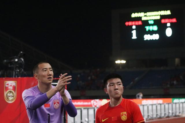 开云体育-久尔杰维奇首胜找到“金钥匙” 亚运队541进行到底？