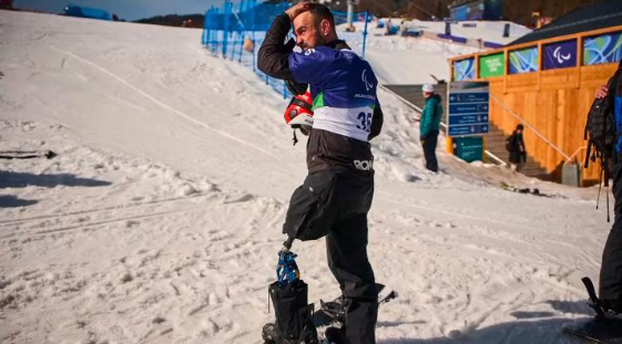 开云体育-气候变暖威胁冬残奥会运动员安全 赛程调整已势在必行|单板滑雪|比赛|竞技|选手|消融_新浪体育_新浪新闻